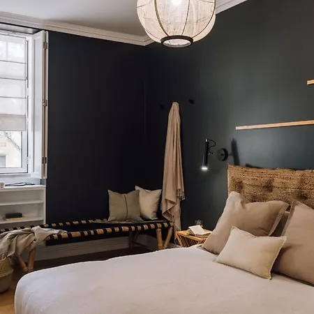 Tanigawa - 2 Bedrooms In Santo Antonio Apartment Lisbon