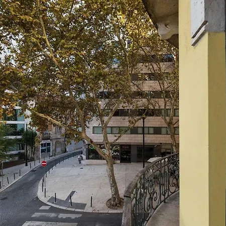 Tanigawa - 2 Bedrooms In Santo Antonio Lisbon