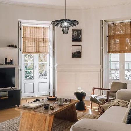 Tanigawa - 2 Bedrooms In Santo Antonio Lisbon
